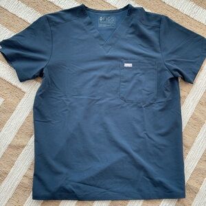 Men’s MEDIUM Figs Leon 3-pocket scrub top in charcoal